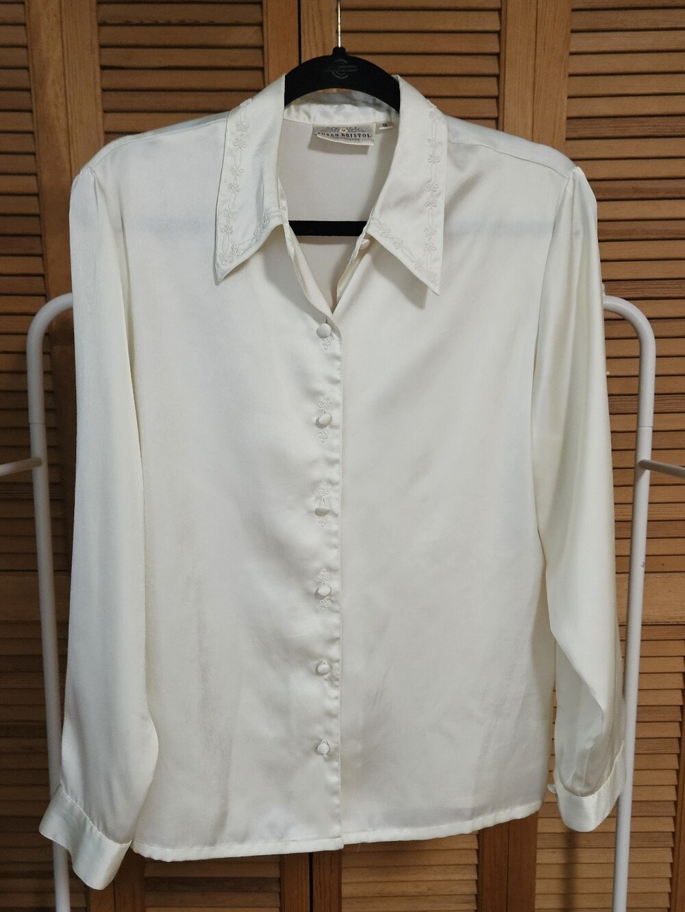 Embroidered Silky White Coquette Cottagecore Long Sleeve Vintage 70s Blouse
